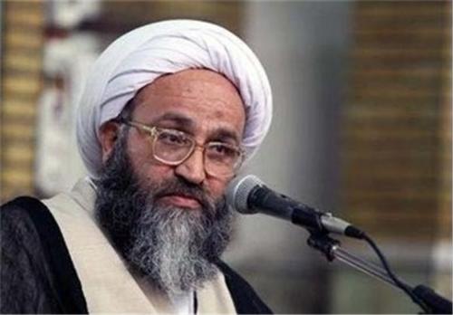  برخی دولتمردان دنبال سیاسی جلوه‌دادن حقوق‌های نجومی هستند/ مسئله فراتر از یک موضوع سیاسی است 