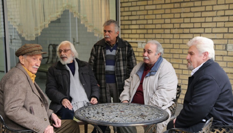 فیلم «رفقای خوب» و نسبت سینمای ایران با سالمندان/ عدم توجه فیلمسازان به مسائل جامعه ایرانی از دولت اصلاحات/ غربزدگی در سینمای ایران فیلمسازی با موضوعات بومی را به حاشیه برد