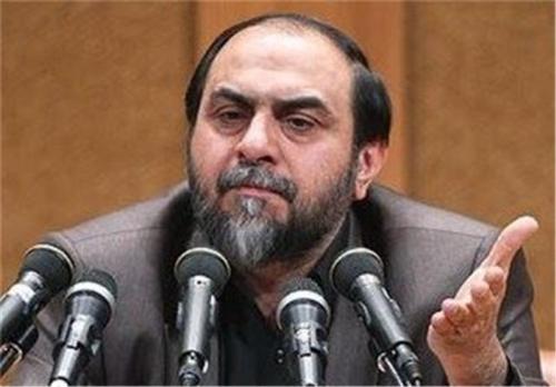  برخی انقلابیون دهه ۶۰ تن به سرکردگی دشمن داده‌اند 