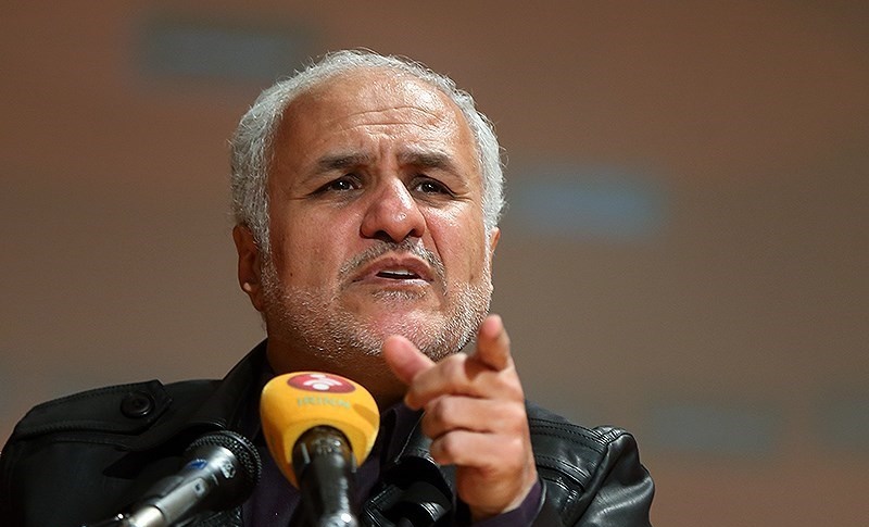 نیازمند «قاسم سلیمانی‌»ها برای شکست جادوی پول دشمن هستیم