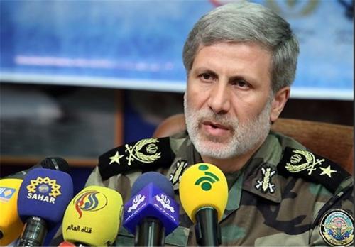  جانشین وزیر دفاع: ایران در ساخت کشتی و زیردریایی خودکفاست‌ 