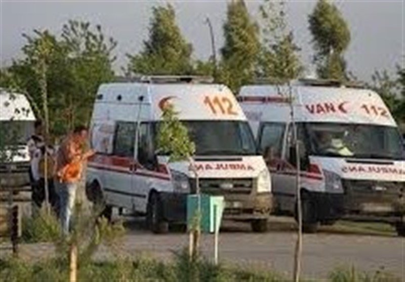 یک هموطن در واژگونی مینیبوس حامل شهروندان ایرانی در وان ترکیه جان باخت