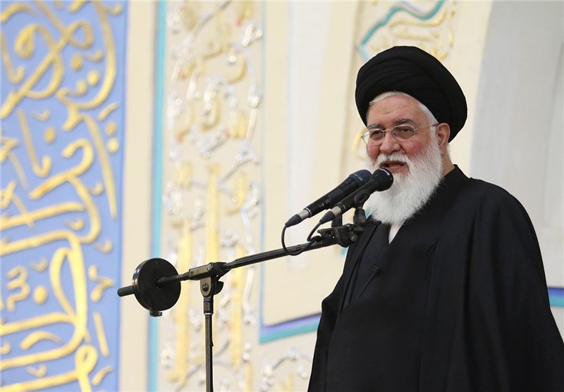 از جیب هر معلم ۸ میلیون و ۸۰۰ هزار تومان دزدیده شد/بعد از ۳ سال از طرح «اقتصاد مقاومتی» بازار پر از «اجناس خارجی» است