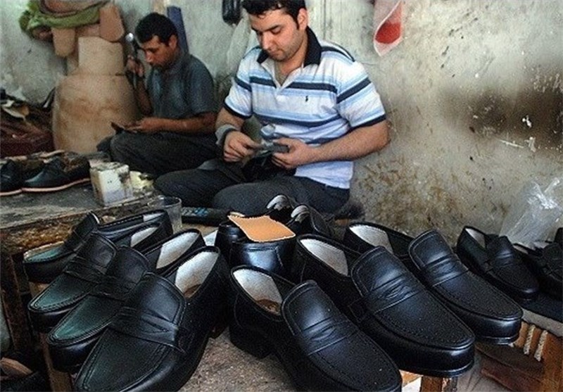 ۹۰۰۰میلیارد تومان کجا رفت؟/ صنعت کفش از وام جدید دولت محروم است