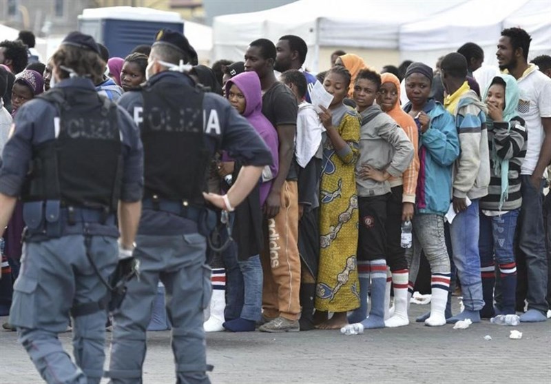  پلیس ایتالیا پناهجویان را مورد آزار و اذیت قرار داده است 
