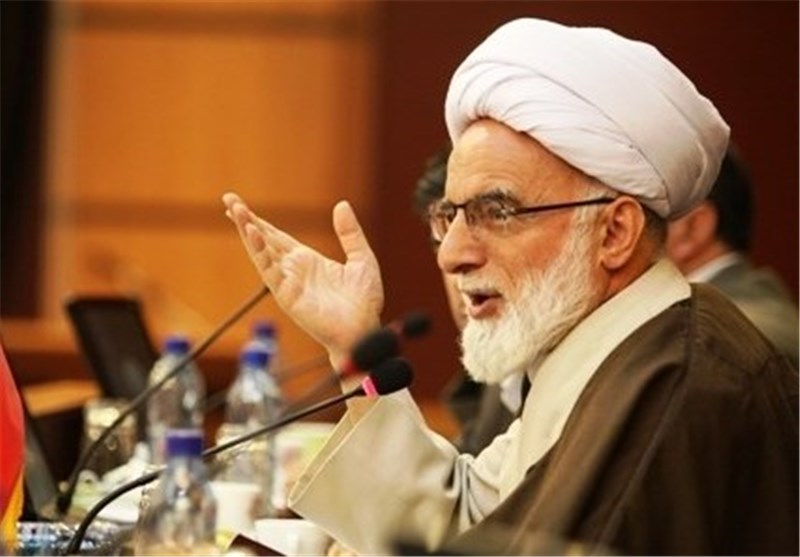 مشکل اشتغال و بیکاری جوانان به قوت خود باقی است/ چشم به دست دشمنان نداشته باشیم