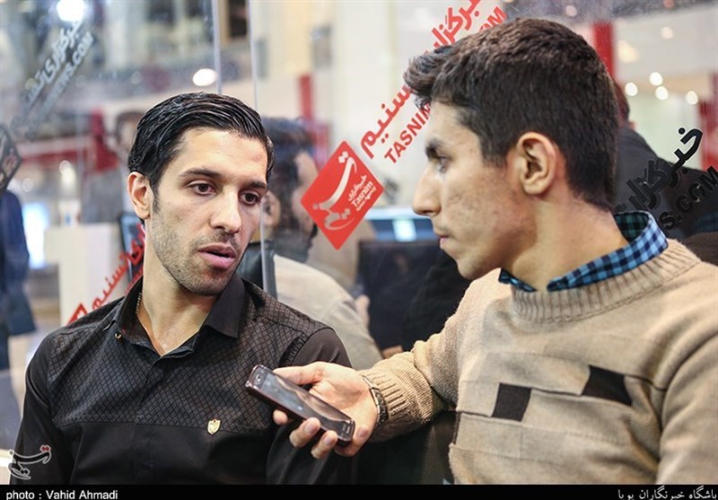  سنگ‌سفیدی: هیئت فوتبال تهران یک خودکار و یک تی‌شرت به عنوان پاداش به من داد!/ این یک توهین به فوتسال است 