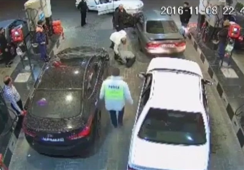  واکنش پلیس به ضرب و شتم یک راننده توسط مأموران/تنزیل درجه ۳ مامور متخلف 