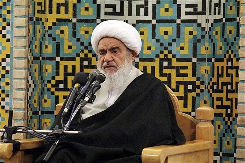 انتقاد آیتالله مظاهری از برخی محتواهای کتابها، نشریّات و محصولات فرهنگی