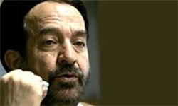 مسؤولان دانشگاه آزاد شیراز به جرم نشستن پای سخنان من اخراج شدند/ حق حیات تنها از آن دلبستگان به برجام بی‌‌فرجام!