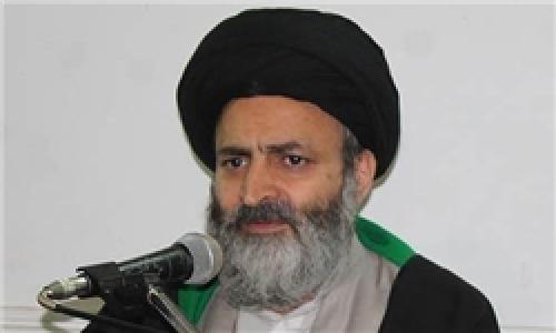 مسؤولان به جای پرداختن به حواشی به فکر اقتصاد مردم باشند