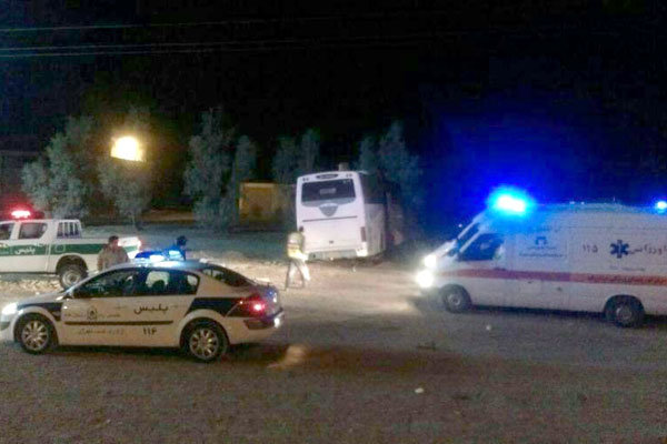 انحراف اتوبوس در اتوبان قم - تهران حادثه آفرید