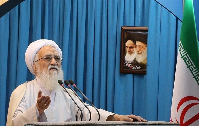 آقایان برای قطع یارانه‌ها ده‌ها جلسه می‌گذارند اما درباره حقوق‌های نجومی دست روی دست گذاشته‌اند/ الان وقت مقابله به مثل با آمریکاست