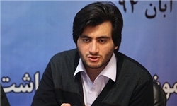 انتقاد آملی لاریجانی از همکاری نکردن دولت درباره موضوع حقوق‌های نجومی/ تشریح نشست تشکل‌های دانشجویی با رئیس قوه قضائیه