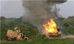 انهدام چندین خودروی نظامی عربستان به دست نیروهای یمنی