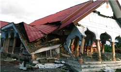 زلزله 6.5 ریشتری در اندونزی تا کنون 26 کشته برجای گذاشته است