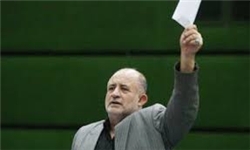 خون کشته‌شدگان حادثه برخورد دو قطار بر گردن وزیر راه و شهرسازی است/ آقای آخوندی! استعفا دهید