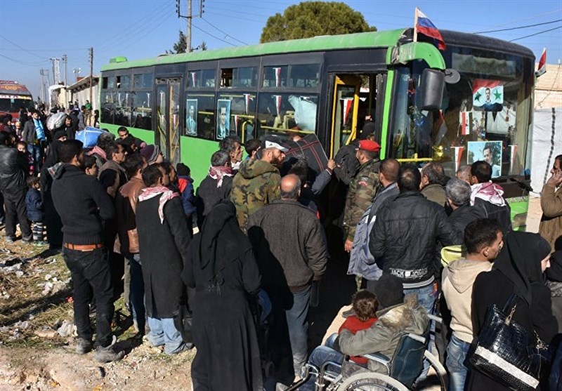 خروج ۶۴۰۰ نفر از شرق حلب در ۲۴ ساعت گذشته
