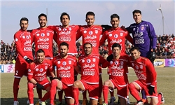 بازیکنان تیم تراکتورسازی تبریز در هواپیما محبوس شدند