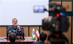 برخی با ظاهرنمایی به دنبال انحراف اذهان عمومی از شاه‌دزدان اصلی هستند/ دولت تسریع‌بخش فساد اقتصادی است/ لزوم ایستادگی مردم مقابل مفسدان