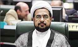 اقدام خاصی از سوی دولت در 4 سال گذشته در برخورد با فساد و شفافیت شاهد نبوده‌ایم/ شاهد عدم شفافیت در سیستم مالی دولت هستیم