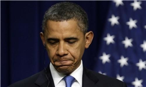 اوباما: نژادپرستی در آمریکا همچنان به عنوان یک «عامل نفاق» وجود دارد/ گریه‌های اوباما هنگام قدردانی از همسرش