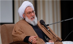 قدیسسازی افراد و ملحد نامیدن منتقدین صحیح نیست/ آیا زندگی برخی مسؤولان مانند زندگی امام و رهبری است؟!/عدهای بعد از عهدشکنیهای آشکارِ آمریکاییها در برجام باز هم توجیه میکنند