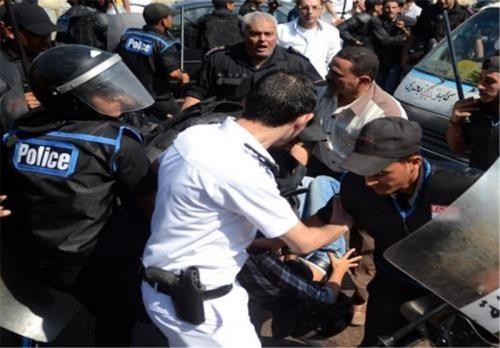  حبس ده‌ها مصری همزمان با سالگرد انقلاب ۲۵ ژانویه