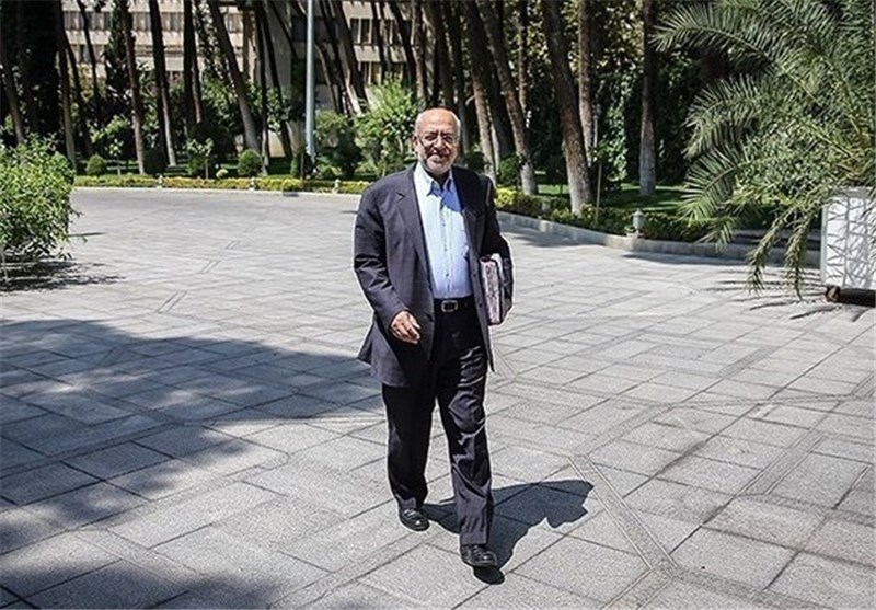 واکنش نعمت‌زاده به نامه احمد توکلی درباره وزیر ویژه‌خوار