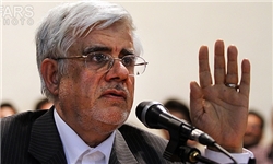 عارف: به زنان برای حضور در دولت آینده وعده سرخرمن داده نشود/ امیدواریم روحانی برای انتخابات بیاید