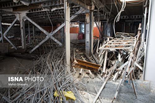 (تصاویر) روند تخریب طبقه هفتم علاءالدین 