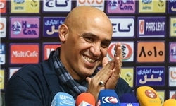 حیف که کمیته انضباطی به دربی تهران ورود کرد/برد دربی را فراموش کردیم و به فکر ذوب آهن و الاهلی هستیم