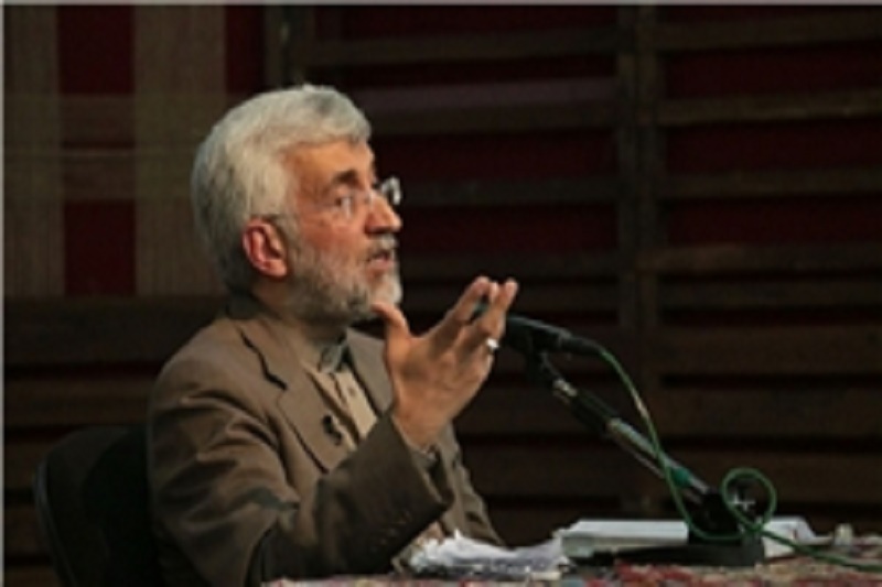 کسی که اختلاس را معوقه بانکی می‌نامد «سرطان» را «سرماخوردگی» تشخیص می‌دهد/ با لبخند مشکلات حل نمی‌شود