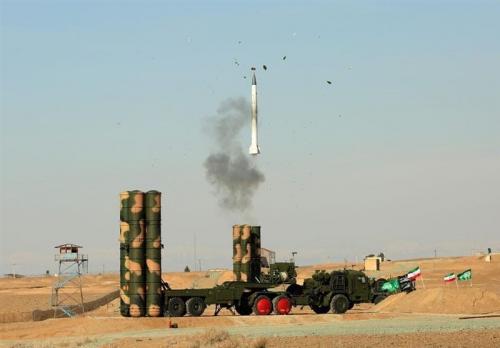 سامانه موشکی اس ۳۰۰ روسی با موفقیت در ایران تست شد + عکس