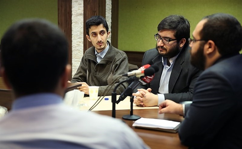 استقبال دانشجویان از تغییرات مثبت در دانشگاه آزاد/ مسئولان مسئله‌دار باید کنار بروند