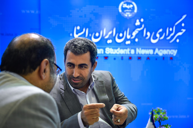 پورابراهیمی: نظام بانکی برای اقتصاد کشور چالش به وجود آورده است