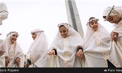 جشن تاجگذاری دختران سفیدپوش+ تصاویر