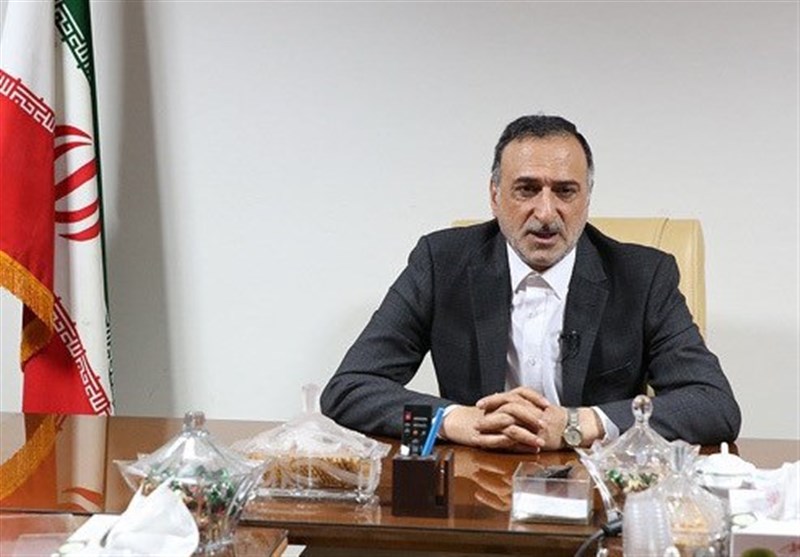 وزارت آموزش‌وپرورش نباید مدرسه‌ داری کند/وضعیت بیمه تکمیلی فرهنگیان در سال ۹۶