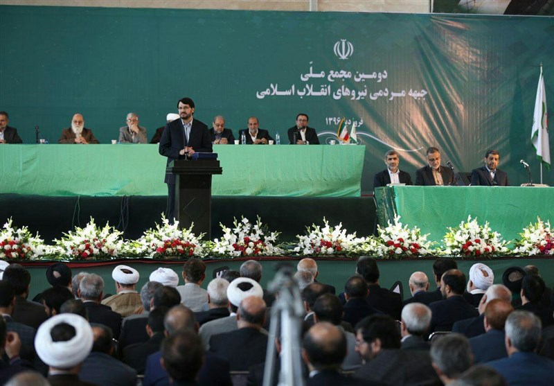 هر سال غذای ۱۵ میلیون نفر را بیرون می‌ریزند/ با ۳۳ میلیون جوان، دولت خسته نمی‌خواهیم/ بازار ما به فرانسه و چین یارانه می‌دهد