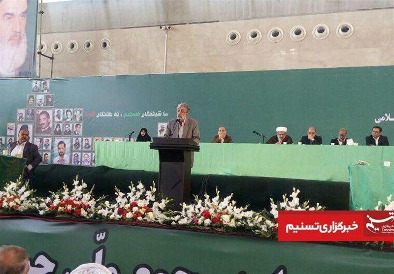 جریان ثروت و قدرت جایگاههایی در دولت یازدهم گرفتند/ اعتدال دولت مبهم است و اصلاحطلبان هم آن را درک نکردند