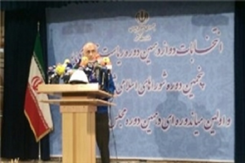 نامزد حزب مؤتلفه‌ام/ نیامده‌ام حقوق نجومی بگیرم/ رقیب اصلی ما رئیس جمهور فعلی است