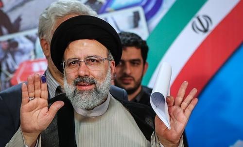 «ستاد مردمی خادم ملت» در حمایت از «رئیسی» اعلام موجودیت کرد