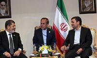 Ahmadinejad Declares Iran's Readiness to Resume Ties with Egypt
