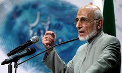 ریاست دولت آغاز نوکری کردن برای مردم است/ وجود تمام مفاسد به بیکاری بازمی‌گردد