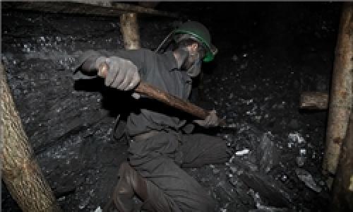 احتمال محبوس شدن ۸۰ کارگر/ انتقال مصدومان به بیمارستان حضرت معصومه آزادشهر+اسامی مصدومان