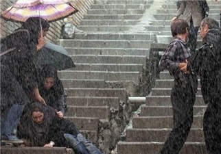  «دربند» نقد صریح سرمایه داری تهرانی / مقدمه‌ای صریح بر طغیان علیه سبک زندگی تهرانی