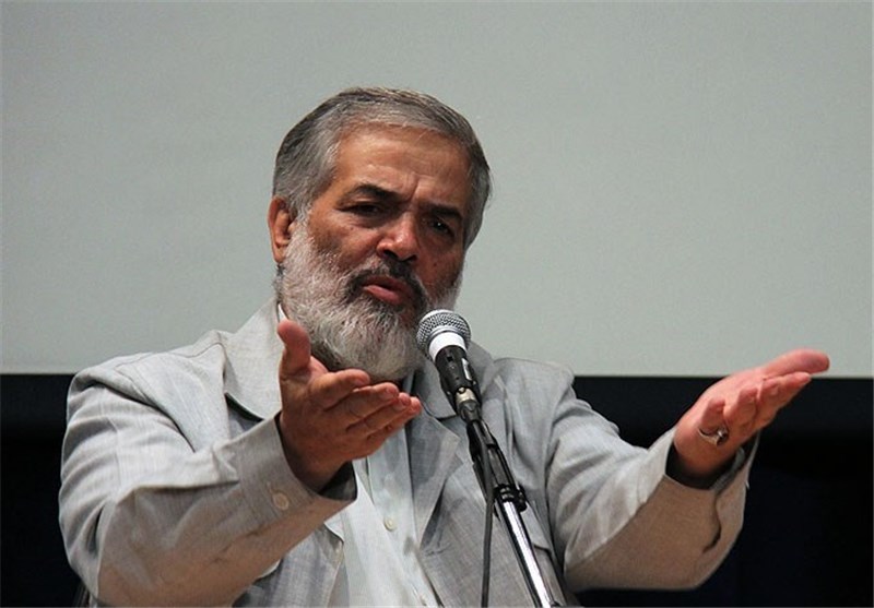  قدیری ابیانه:عضو ستاد هیچ کدام از نامزدهای انتخاباتی نیستم/در مناظرات از طرف هیچ فردی یا گروهی صحبت نمی کنم 