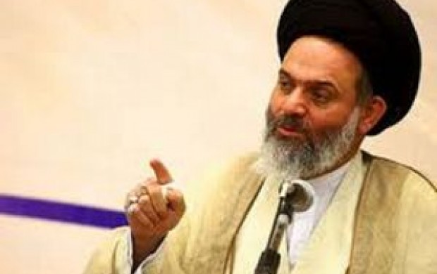 آیتالله بوشهری رأی خود را به صندوق انداخت
