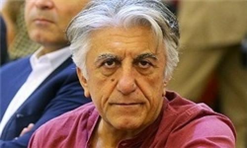 هنرمندان، مطربان آماده به خدمت وزارت نیستند که به اشاره‌اى خوش رقصى کنند!/ از امروز همه ما پرسشگریم