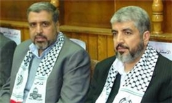 مشعل وارد قاهره شد/نشست 3 جانبه بین مرسی،عباس و مشعل